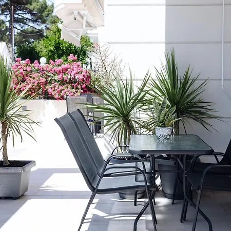 Saan Luxury Living * Nea Kallikrateia