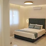 Saan Luxury Living 아파트