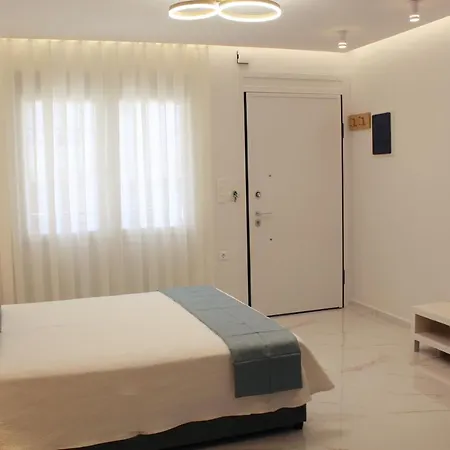 Saan Luxury Living *